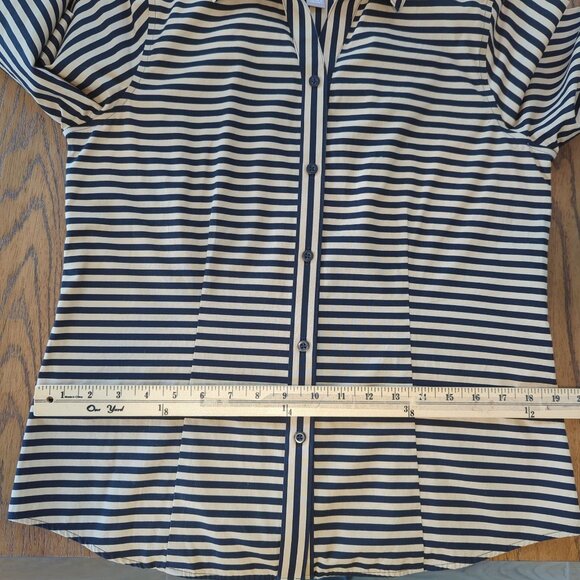 Chicos Blouse Sz 0 Sz 4 Black Tan Stripe Button-Down Shirt long sleeve collared - Picture 11 of 12